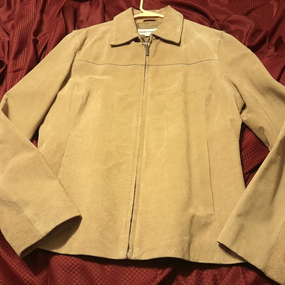 Ladies suede jacket.